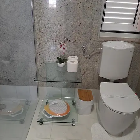 Nives Apartment *